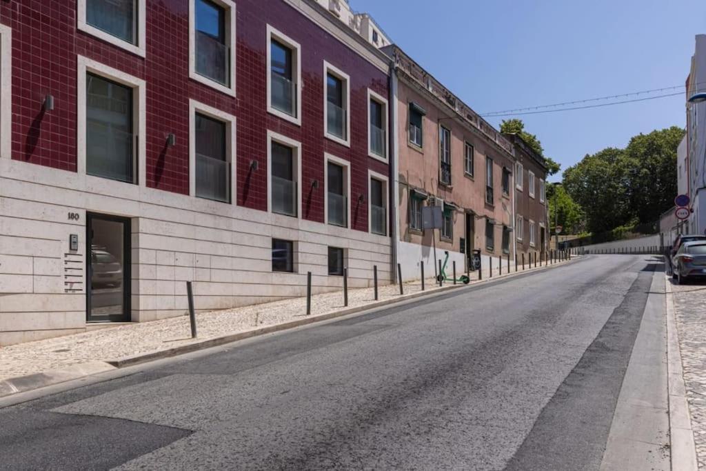 Campolide 2 Bedroom Delight By Innkeeper Lisbon Bagian luar foto